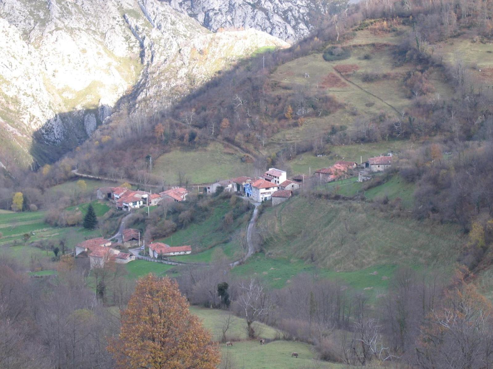 La Currada Villa Taranes Bagian luar foto