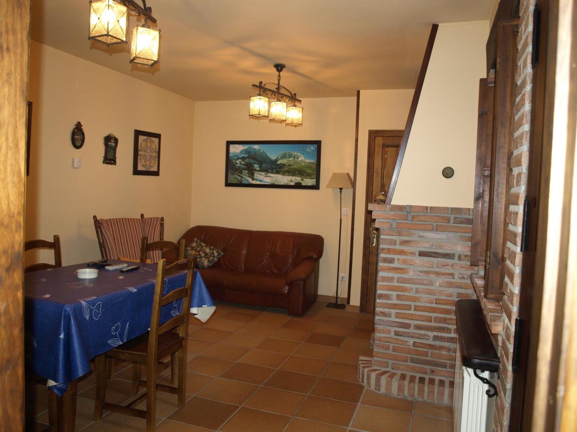 La Currada Villa Taranes Ruang foto